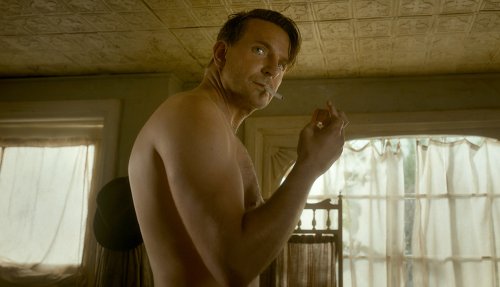 Bradley Cooper Talks About Doing a Full Frontal Scene for First Time in ‘Nightmare Alley’