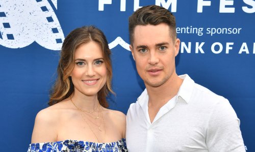 Allison Williams & Alexander Dreymon Join Her Parents for Nantucket ...