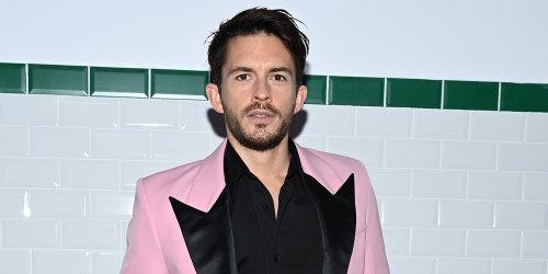 Bridgerton’s Jonathan Bailey Rocks Pink Suit For Ami Fashion Show in Paris