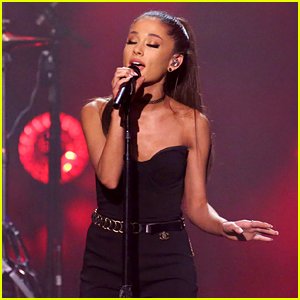 Ariana Grande Performs on ‘Fallon’ Super Bowl Episode (Video)