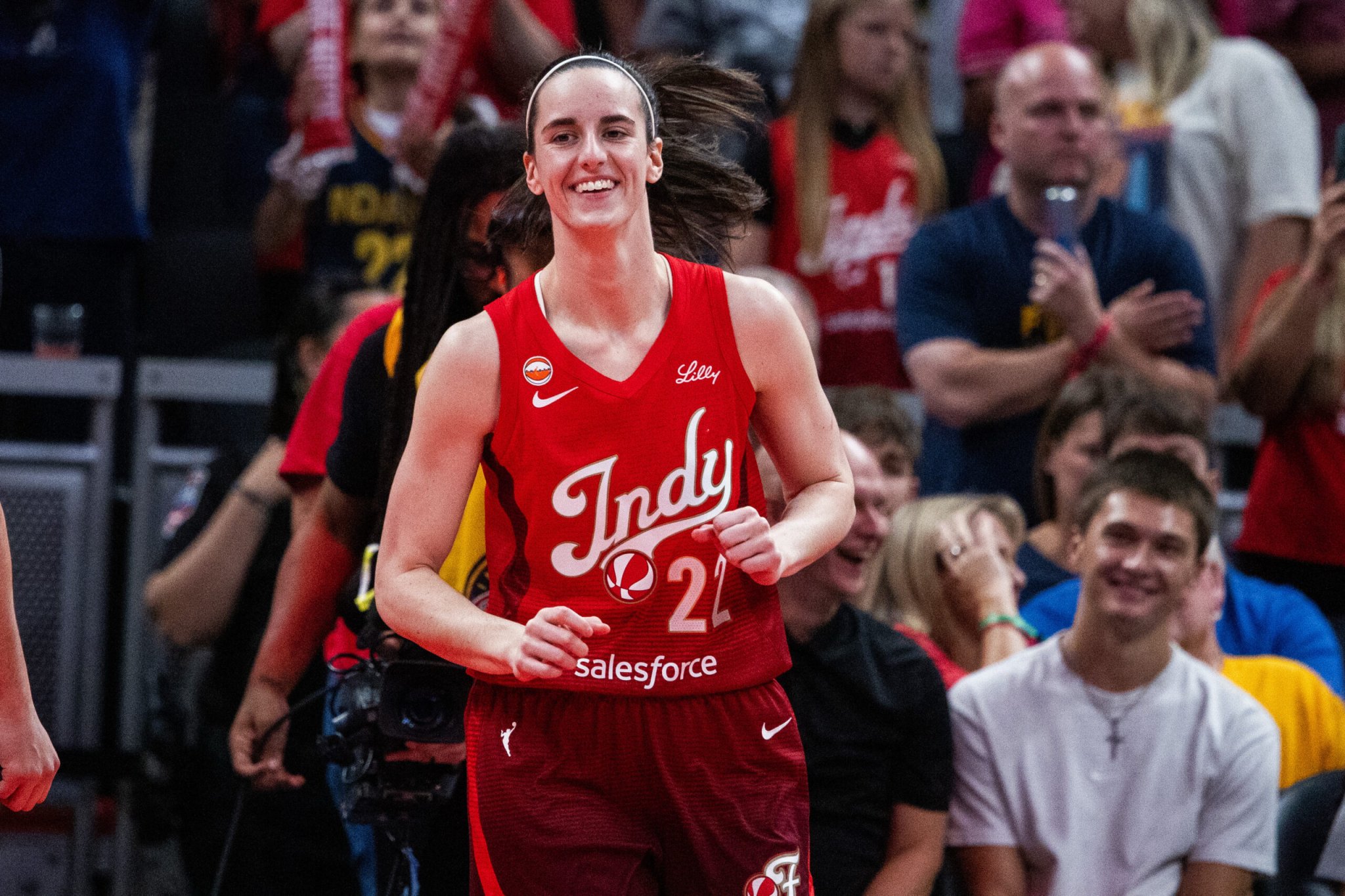 Caitlin Clark Debuts Team USA-Inspired Nike PE Shoes at FIBA World Cup