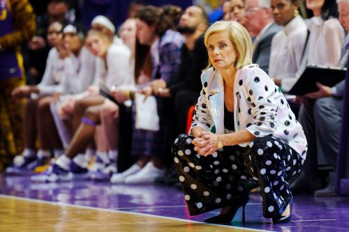 Kim Mulkey Concerned With Raising Lsu Expectations ‘too Quickly Flipboard 