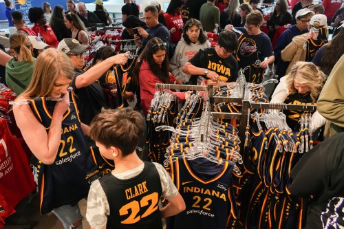 Caitlin Clark Scores 2nd Best-Selling Jersey Across WNBA and NBA Sales