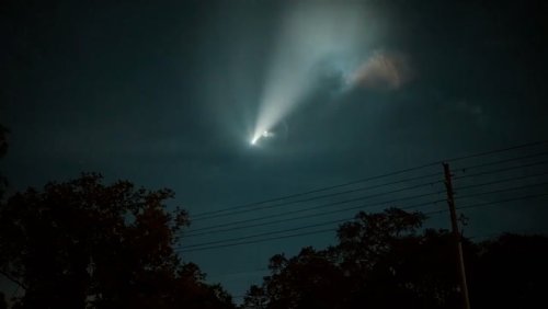 Stunning time-lapse shows SpaceX's Falcon 9 rocket soaring into orbit