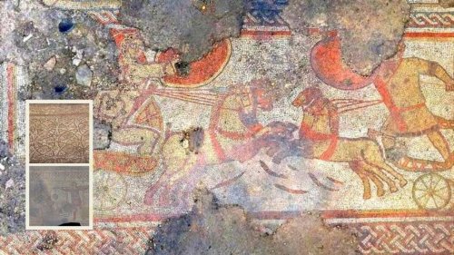 La découverte d'une mosaïque romaine stupéfie les archéologues en Grande-Bretagne