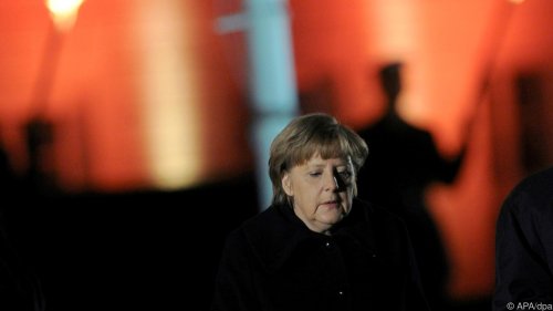 Großer Zapfenstreich zu Merkels Abschied