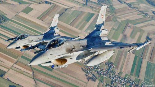 Washington und Paris liefern eventuell Kampfjets an Kiew