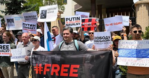 Demos an Geburtstag von Nawalny - Festnahmen in Russland