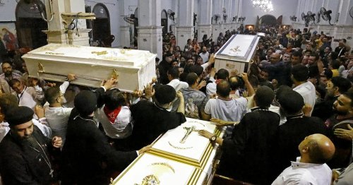 Hunderte trauern um Todesopfer von Kirchenbrand in Ägypten