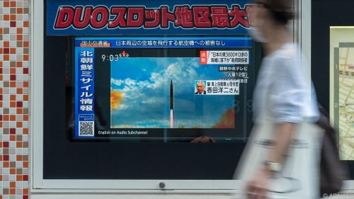 Japan: Nordkorea feuert Mittelstreckenrakete über Gebiet
