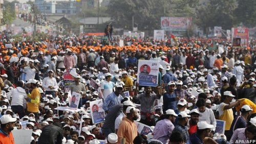 Zehntausende demonstrieren in Bangladesch für Neuwahlen
