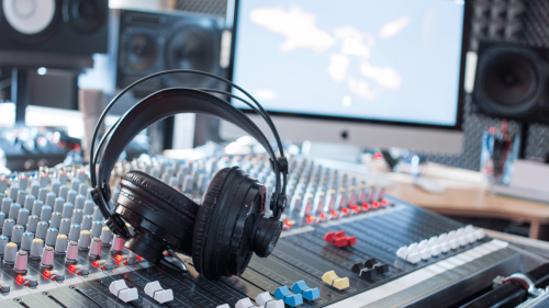 Getting Started in Music Production: 5 Free Music Production Guides