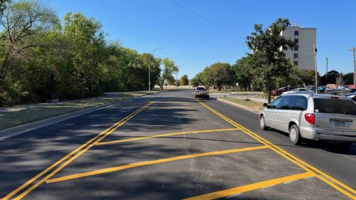 Wichita’s new “road diet” fad: Redone street has arrows pointing drivers into a river