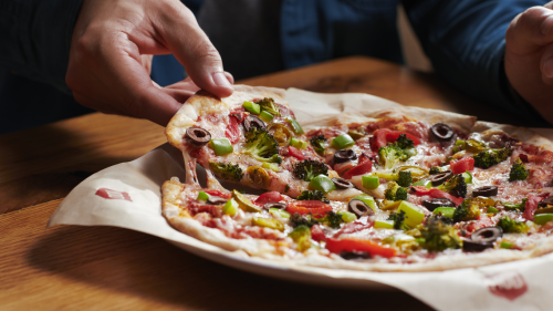 Specialty pizzas and salads, beer, cake. Chain opening another Johnson County location