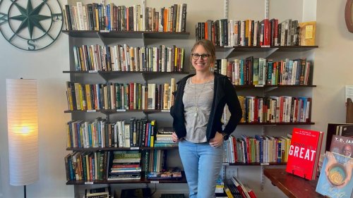 This Kansas City suburb didn’t have a bookstore. This woman just changed that