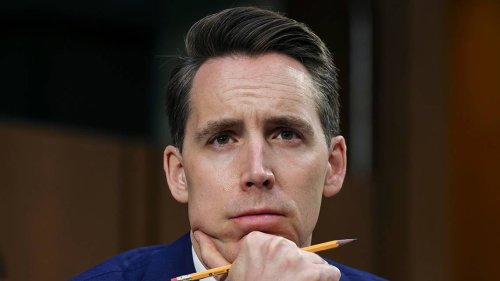 After opposing anti-hate crime bill, Hawley blames Democrats' rhetoric for attacks on Jews