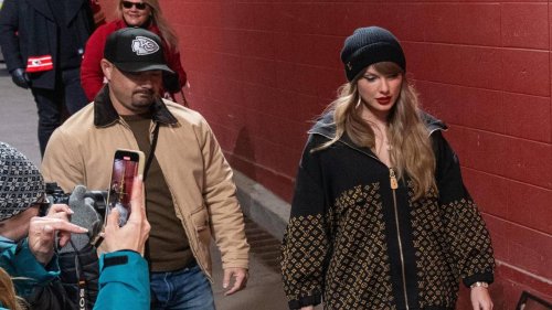 Taylor Swift in Whitney Houston role in ‘The Bodyguard?’ Tyra Banks likes the idea