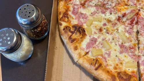 Longtime Kansas City pizza shop has closed its last restaurant. Is it gone for good?