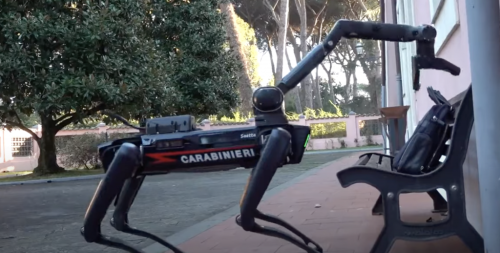 L’Arma dei Carabinieri arruola ‘Saetta’, primo cane robot