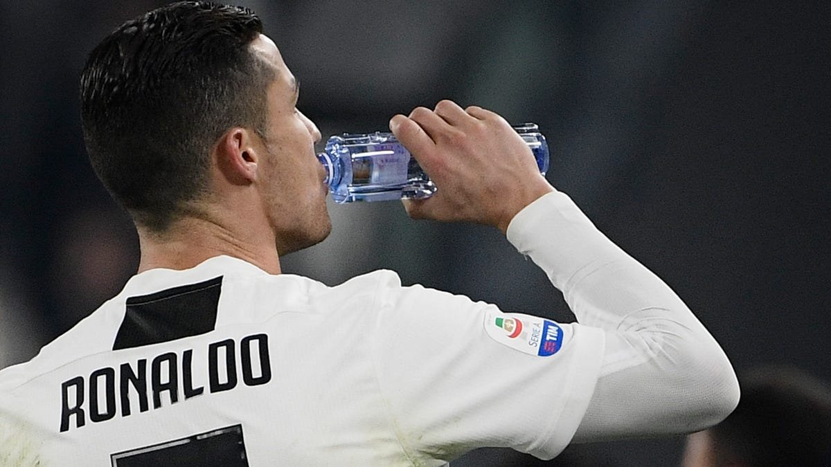Coca-Cola lost 4 billion in market value after Ronaldo endorsed water