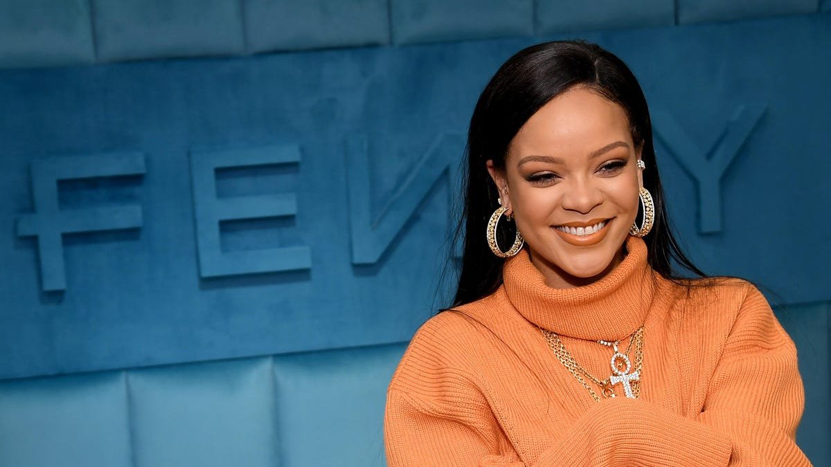 Like Diamonds in the Sky, Rihanna Has Reportedly Reached Billionaire Status
