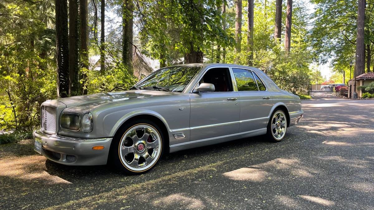 At $21,000, Is This '01 Bentley Arnage Worth Its Weight In Grey Poupon?