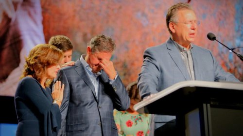 Southern Baptists Vote To Expel Churches With Women Pastors | Flipboard