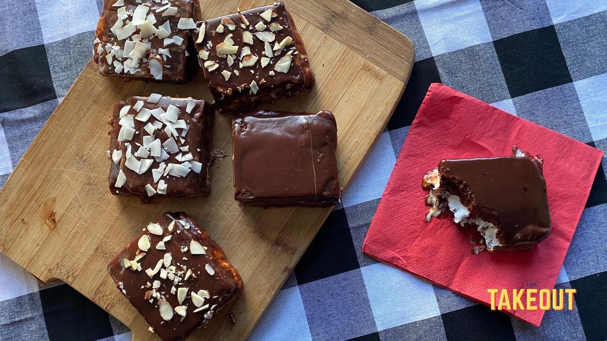 18 ridiculously chocolatey recipes for fall baking season