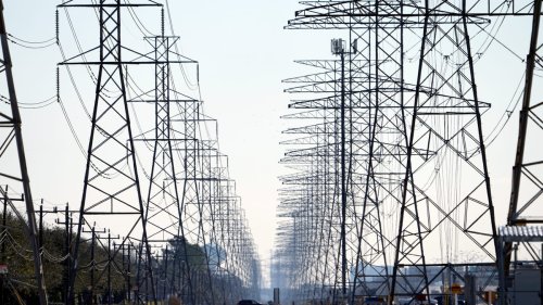 Scorching Heat Threatens Texas Power Grid, Again