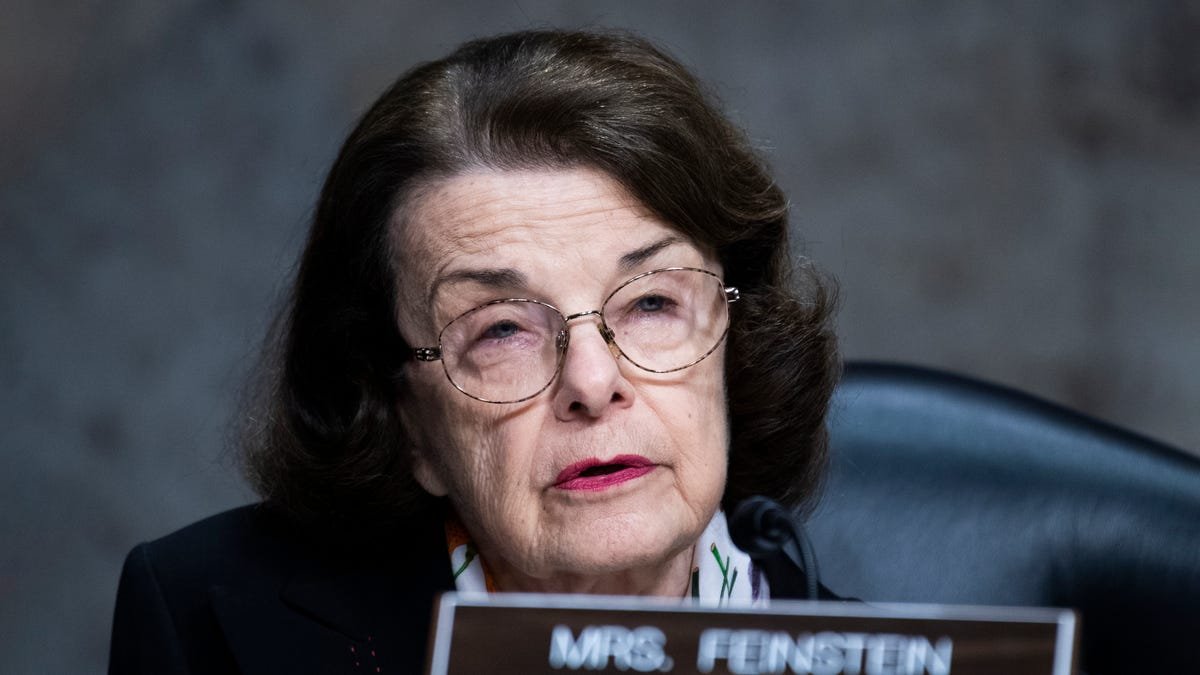 Dianne Feinstein Considers Eliminating Filibuster Over Upcoming Vote On Smoot-Hawley Tariff
