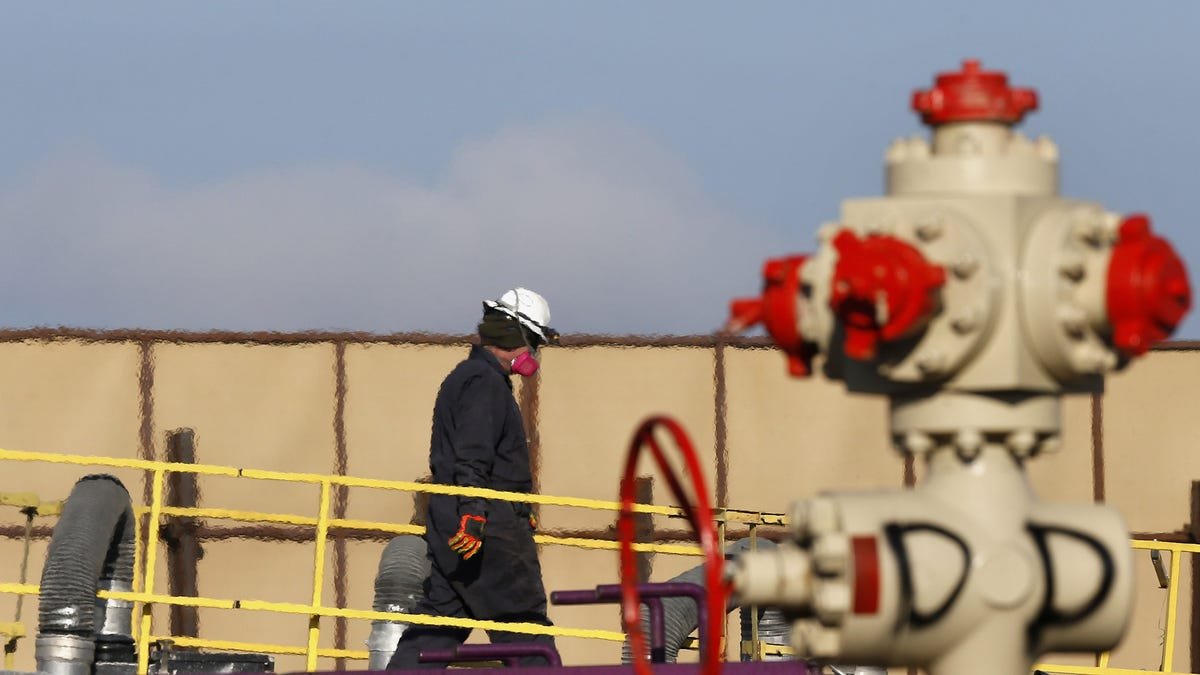 Oil CEOs Laid Off Workers and Gave Themselves Raises During Pandemic