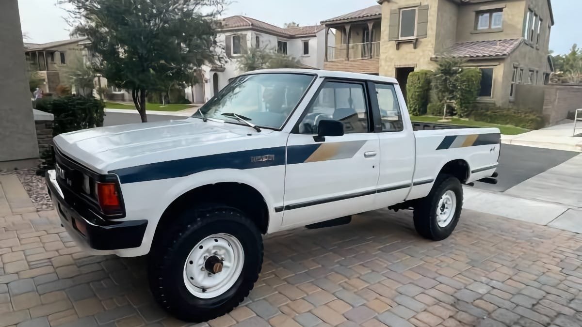 At $11,500, Is This 1986 Nissan 720 4X4 A King Cab A Deal?