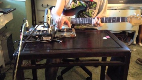 Clever Hack Makes a Guitar Sound Just Like a Video Game