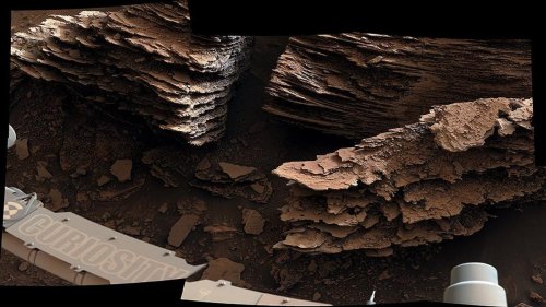 NASA's Curiosity Rover Rolls Past Evidence of Ancient Water