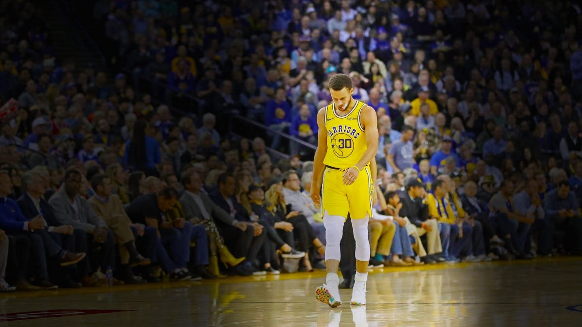 Warriors need to let Steph Curry go
