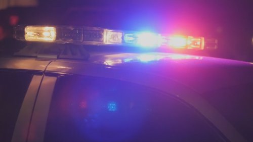 Large police response at Commons shopping center in Federal Way