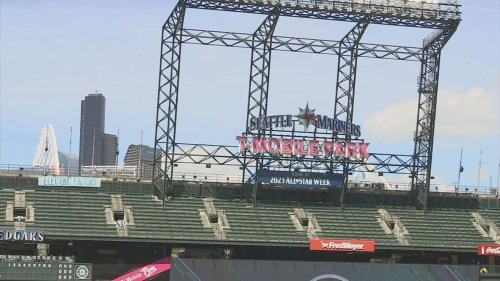 mlb network hosts