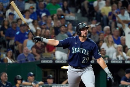 Mariners Cal Raleigh apologizes for comments after Seattle eliminated from postseason race