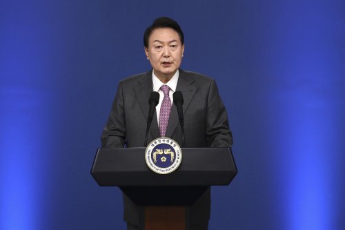South Korean leader: Seoul won't seek own nuclear deterrent