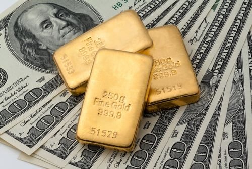 Gold ends the week at $3,200 as Moody’s downgrades US sovereign debt