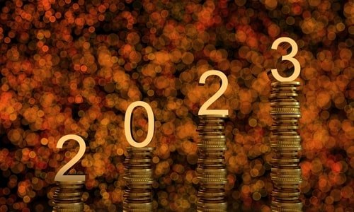 2023 'surprise' scenarios: gold price at $2,250 and Bitcoin at $5,000 - Standard Chartered