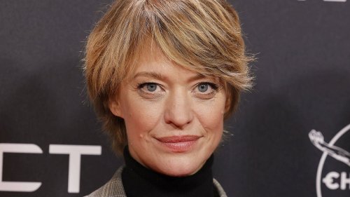 Heike Makatsch mit Familienzuwachs: „Ich habe mich breitschlagen lassen“