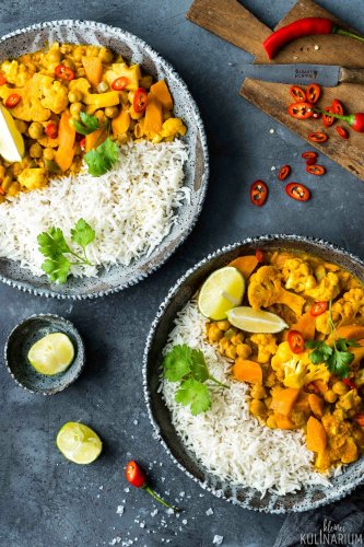Blumenkohl-Kichererbsen-Curry mit Reis