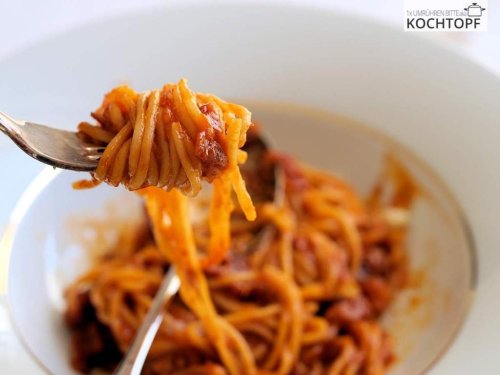 Spaghetti all’Amatriciana – schnelle Ferienküche für Urlauber & Daheimgebliebene!