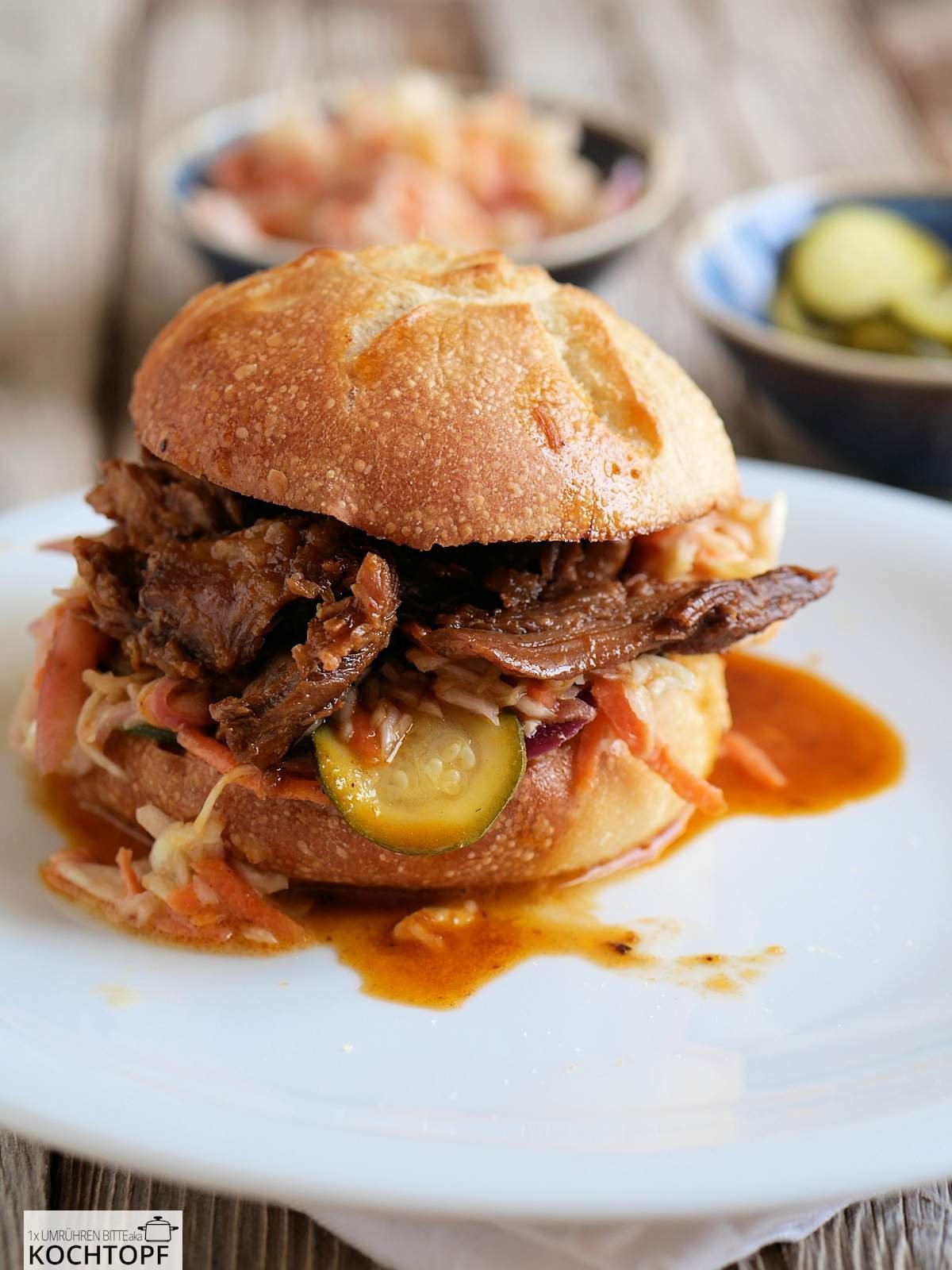Amerikanisches Pulled Pork Sandwich – ein Hit aus dem Ofen!