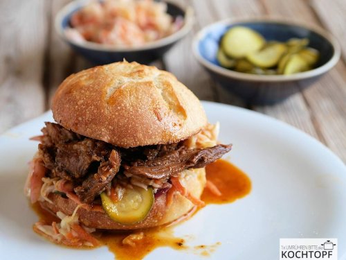 Amerikanisches Pulled Pork Sandwich – ein Hit aus dem Ofen!