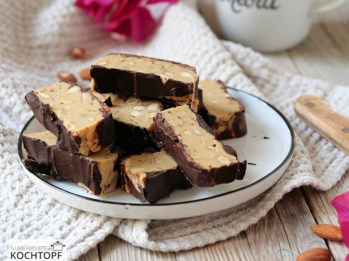 Einfach unwiderstehlich – Turrón mit weisser Schokolade, Dulce de Leche & Mandeln