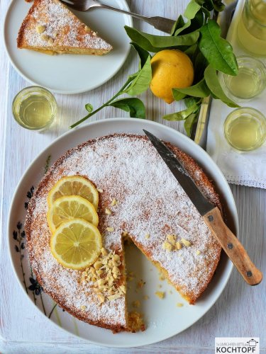 Torta Caprese Bianca {Italienischer Mandelkuchen mit Zitrone & weißer Schokolade}
