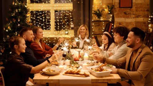 5 Tips to avoid overeating during the holiday season