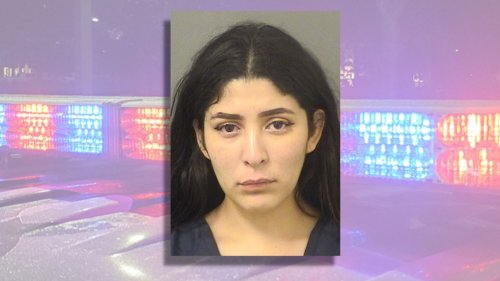 Florida mom arrested for threatening daughter's classmate on social media: police